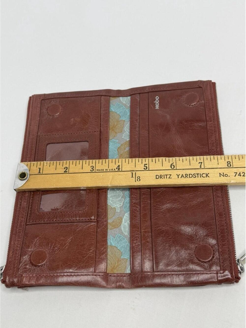 HOBO International TAYLOR Burgundy Leather Magnetic Bi-Fold Clutch Wallet P144 - Picture 15 of 15